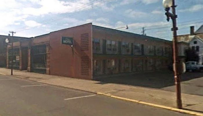 Elms Motel - 2008 Street View (newer photo)